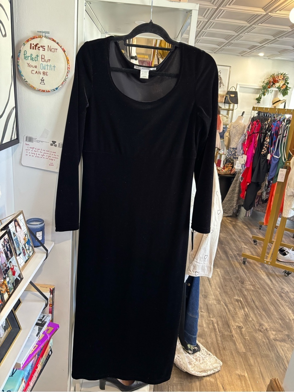 Maggy London Black Long-Sleeve Bodycon Dress vintage